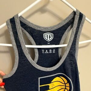 NWOT Indiana Pacers Navy Tank Top with Yellow Pacers Graphic Size Small